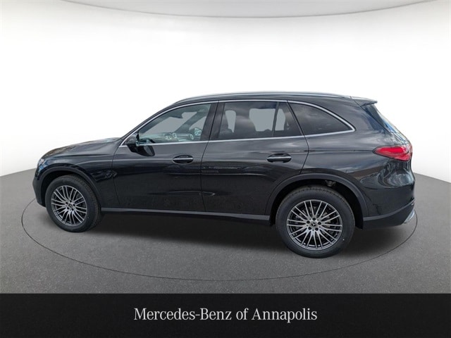 2026 Mercedes-Benz GLC Base's photo
