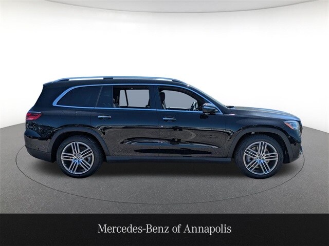2025 Mercedes Benz GLS 450 4MATIC photo 4