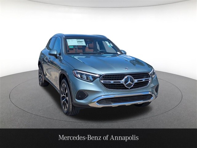 2026 Mercedes Benz GLC 350e 4MATIC photo 3