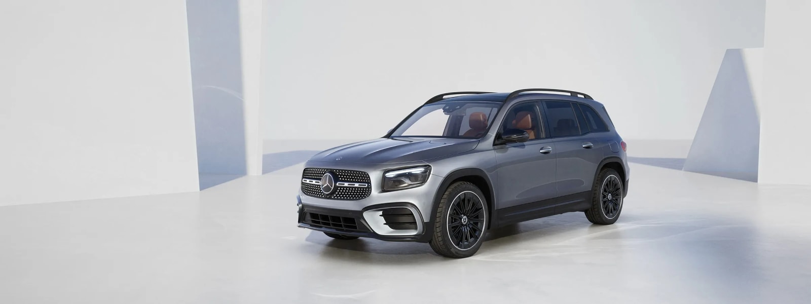 2024%20Mercedes-Benz%20GLB%20SUV.png