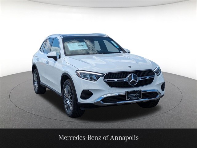 2026 Mercedes Benz GLC 300 4MATIC photo 3