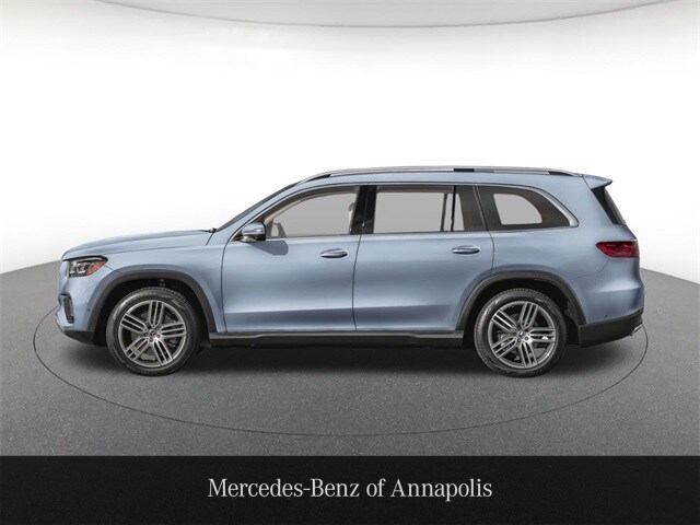 2026 Mercedes Benz GLS 450 4MATIC photo 3