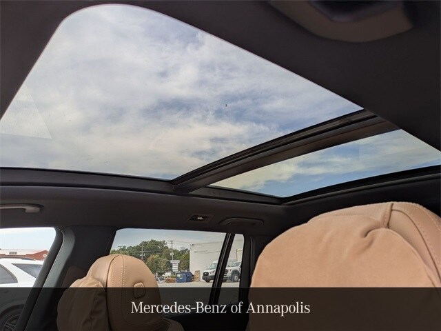 2026 Mercedes Benz GLS 580 4MATIC photo 3