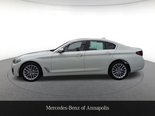 2022 BMW 5 Series 530i xDrive Sedan's photo