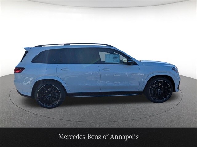 2026 Mercedes Benz GLS 580 4MATIC photo 3