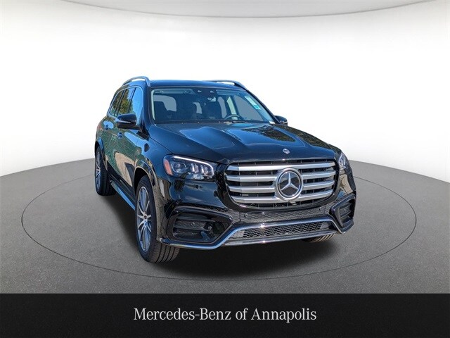2026 Mercedes Benz GLS 450 4MATIC photo 2