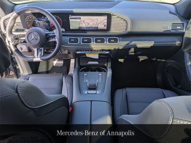2026 Mercedes Benz GLS 450 4MATIC photo 2