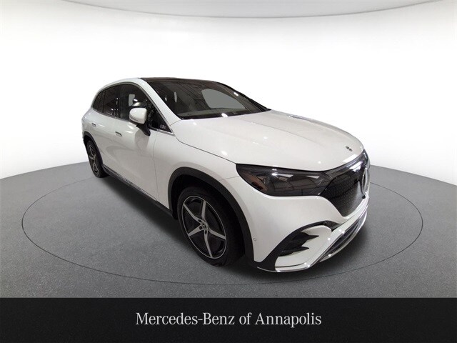 2023 Mercedes Benz EQE SUV 500 4MATIC photo 3