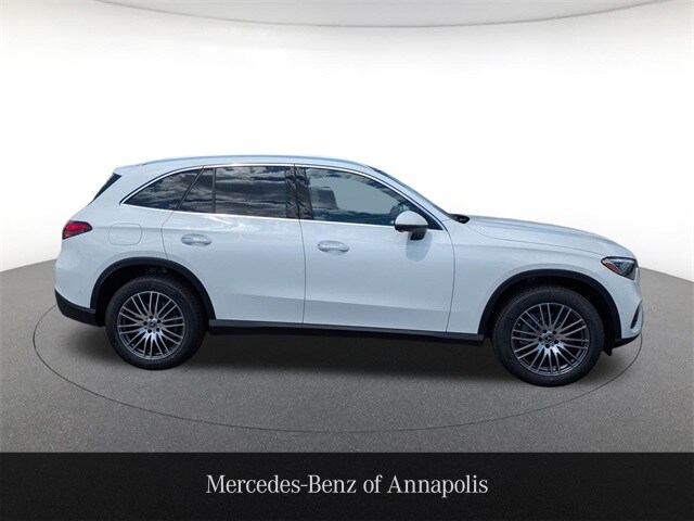 2026 Mercedes Benz GLC 300 4MATIC photo 4