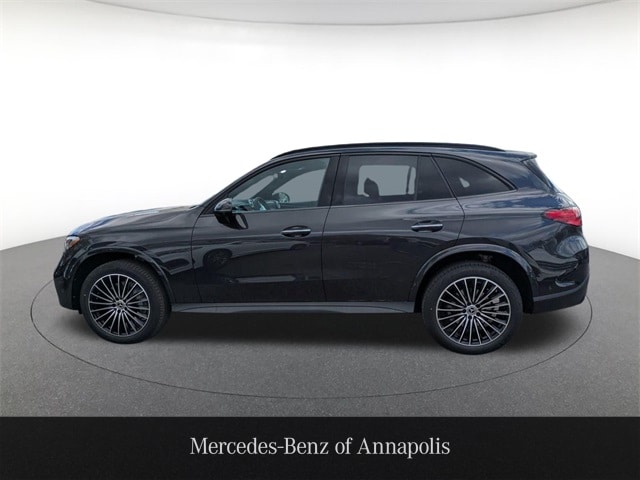 2026 Mercedes-Benz GLC Base's photo