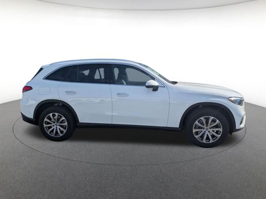 Used 2026 Mercedes-Benz GLC 300 4MATIC SUV