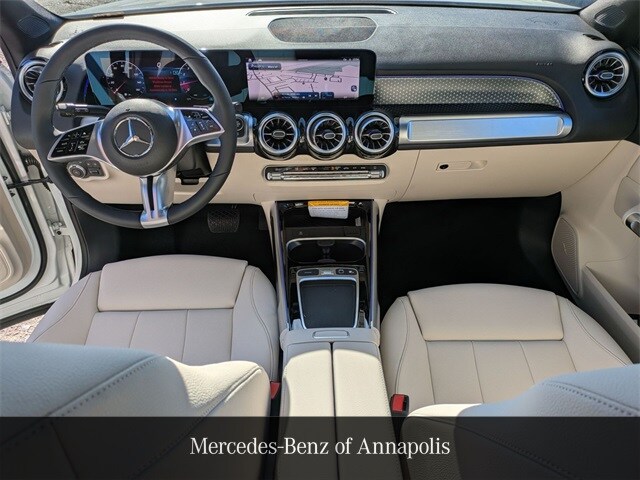 2026 Mercedes Benz GLB 250 4MATIC photo 2