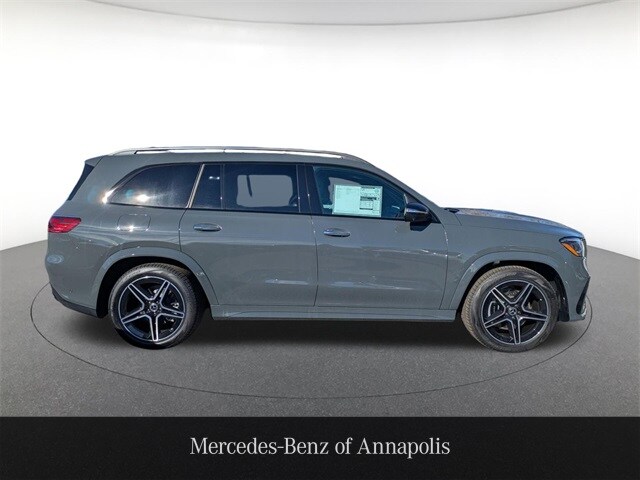 2026 Mercedes Benz GLS 450 4MATIC photo 4