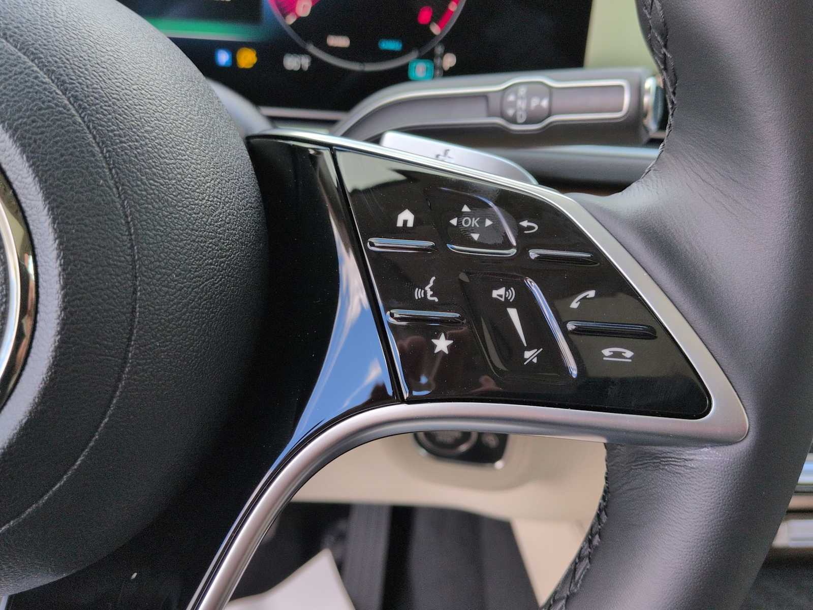 Thumbnail: 2026 Mercedes-Benz GLE - 27