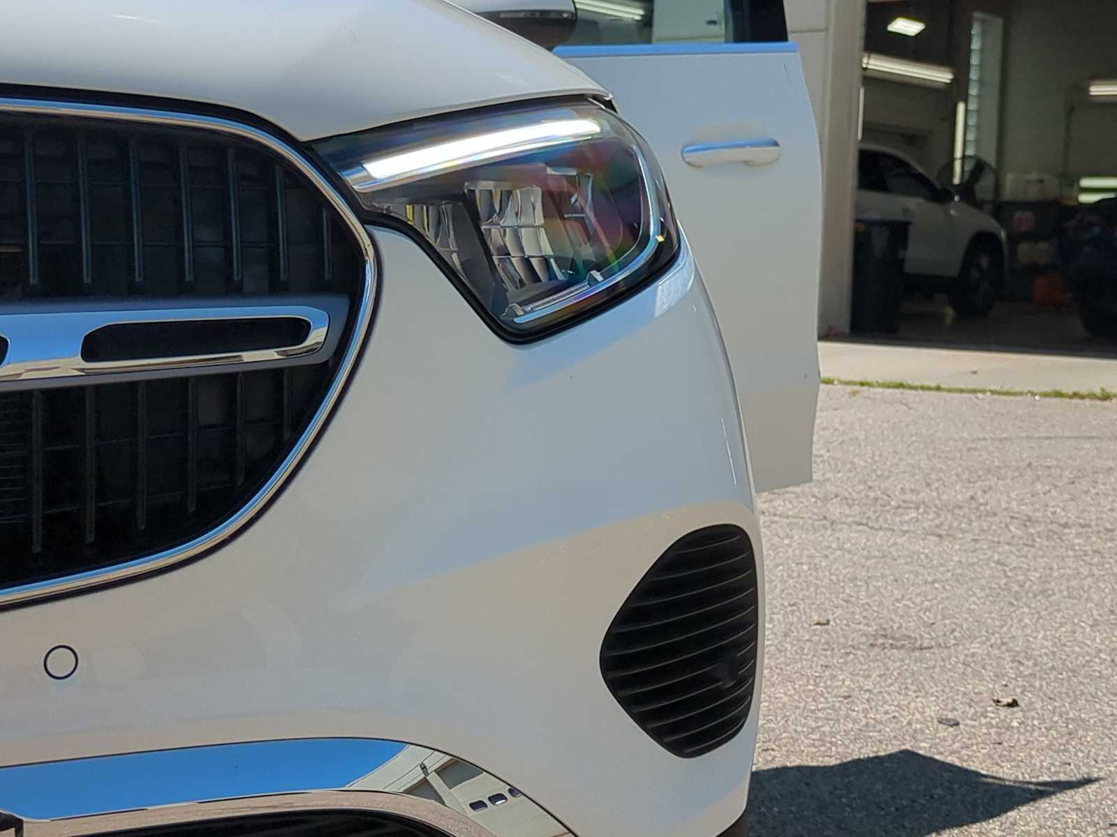 Thumbnail: 2025 Mercedes-Benz GLC - 11
