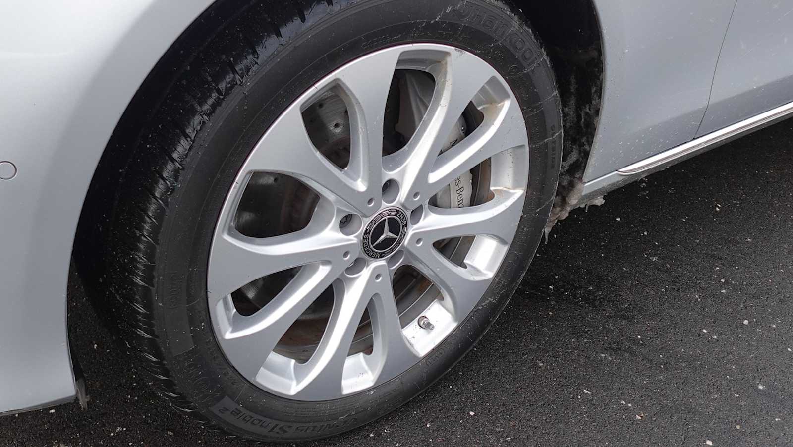 Thumbnail: 2017 Mercedes-Benz E-Class - 17