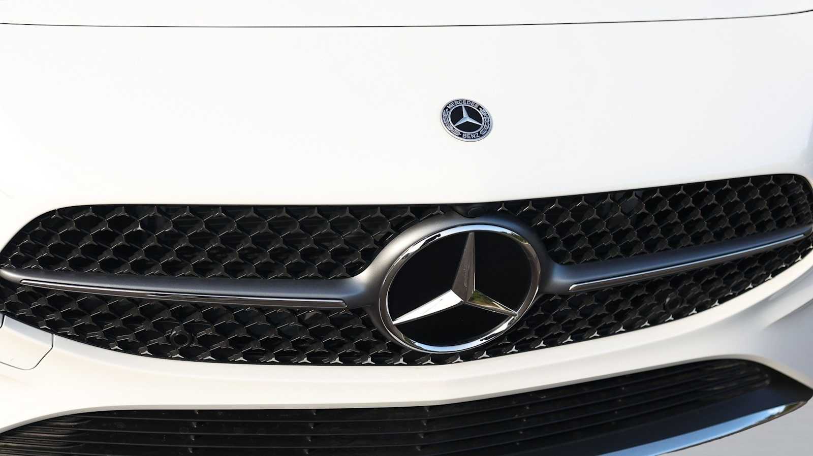 Thumbnail: 2025 Mercedes-Benz CLA - 14