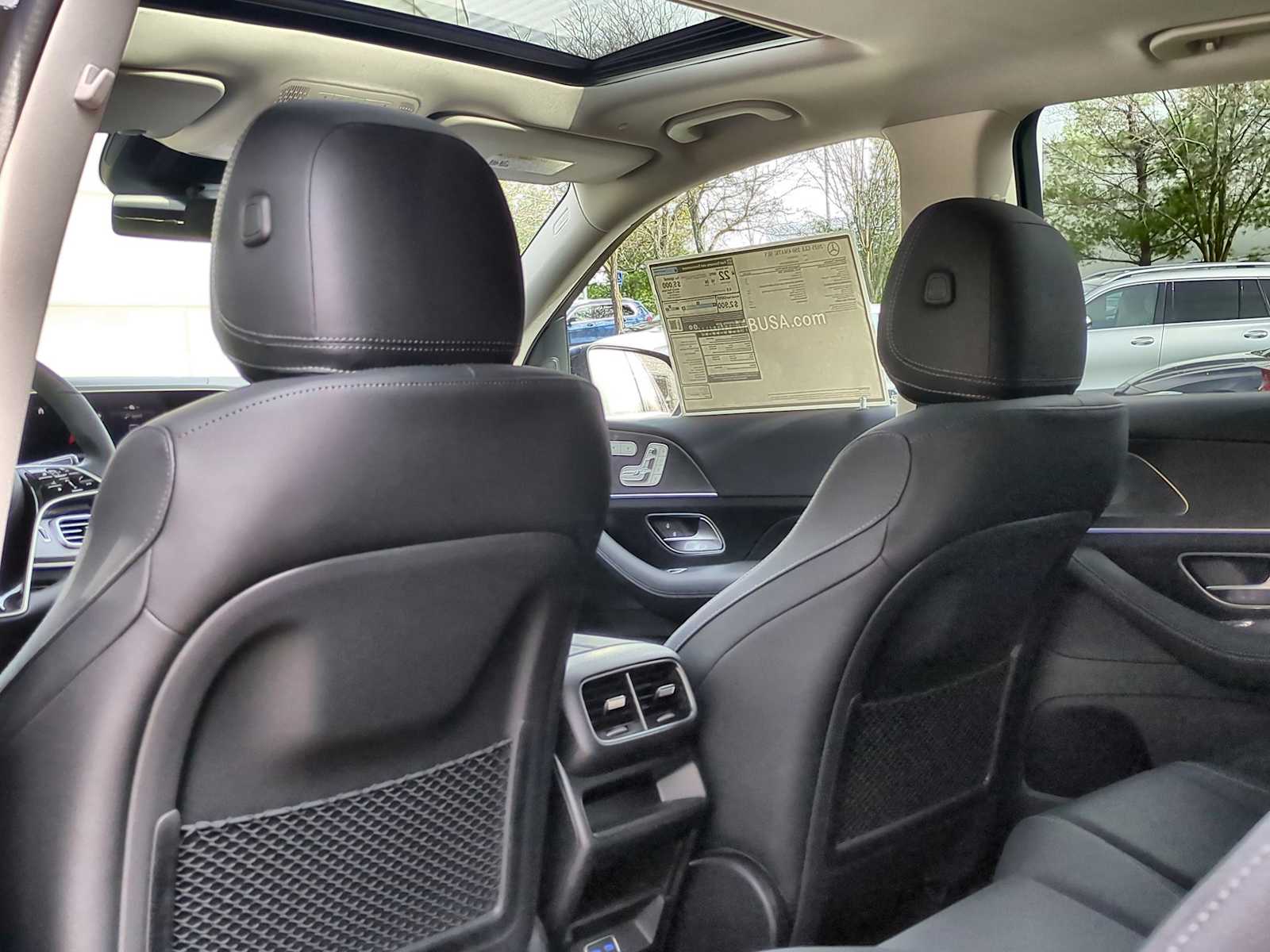 Thumbnail: 2025 Mercedes-Benz GLE - 19