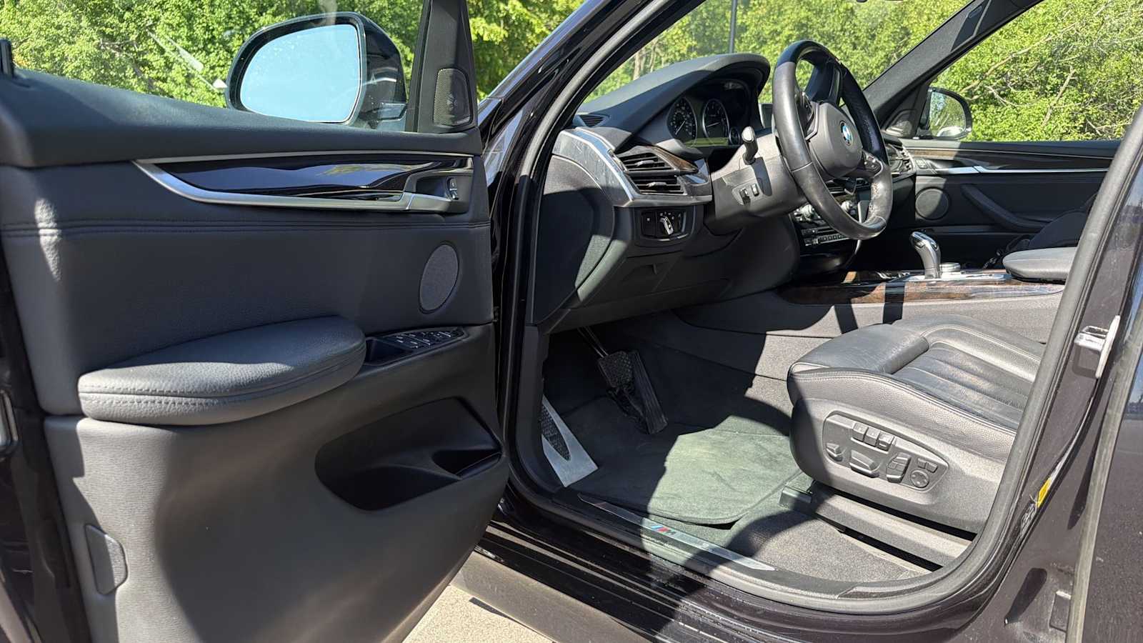 Thumbnail: 2016 BMW X5 - 16