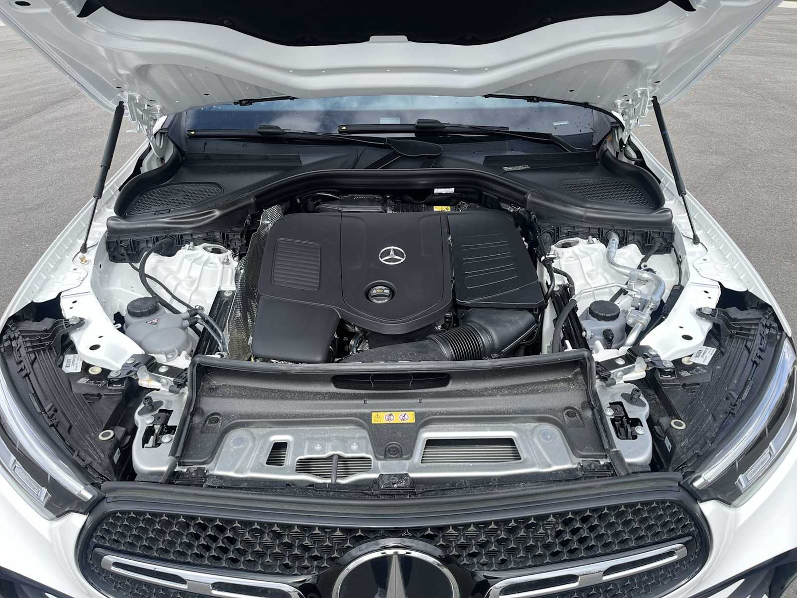 Thumbnail: 2026 Mercedes-Benz GLC - 20