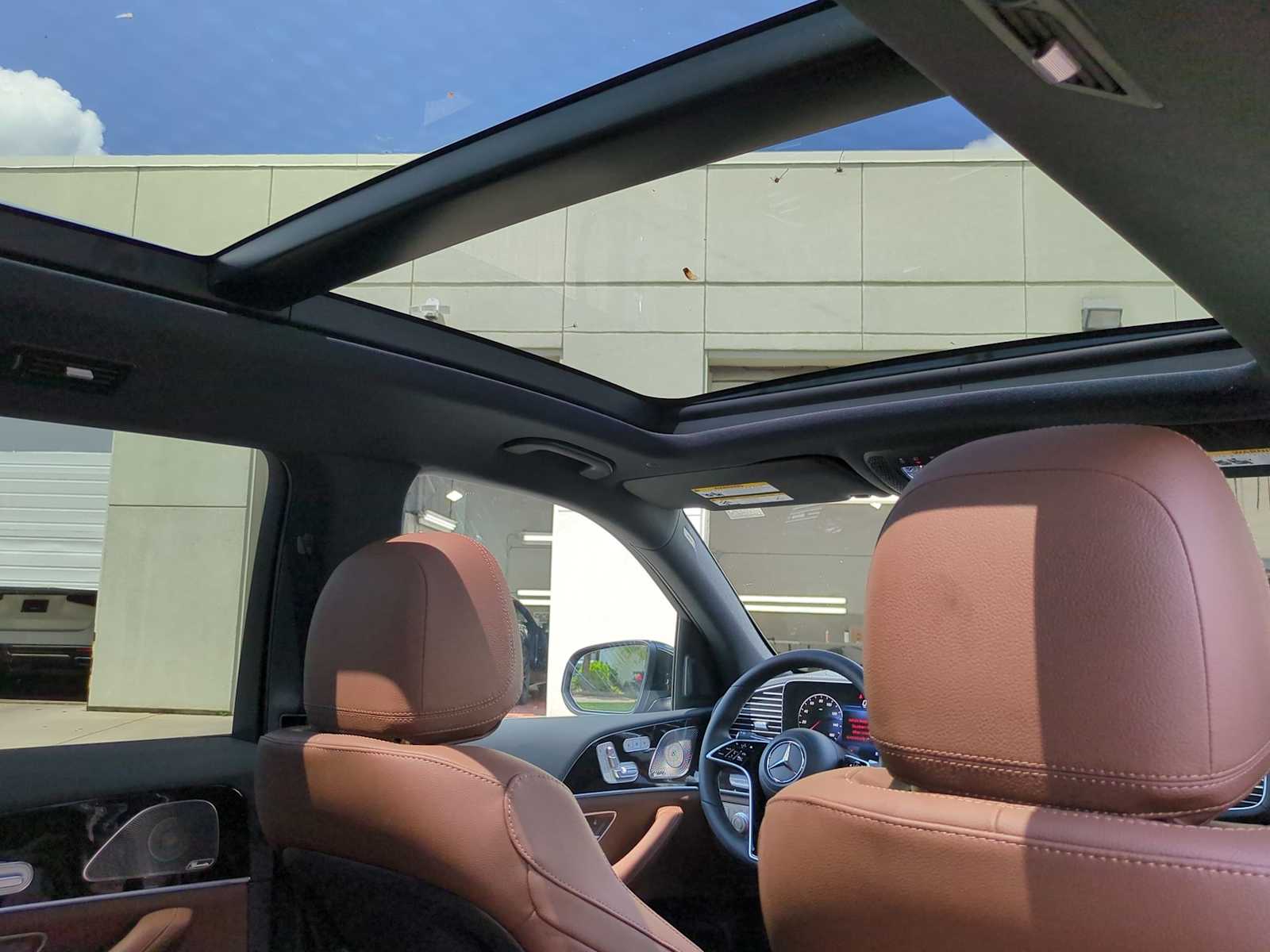 2025 Mercedes-Benz GLS 450 4MATIC 23