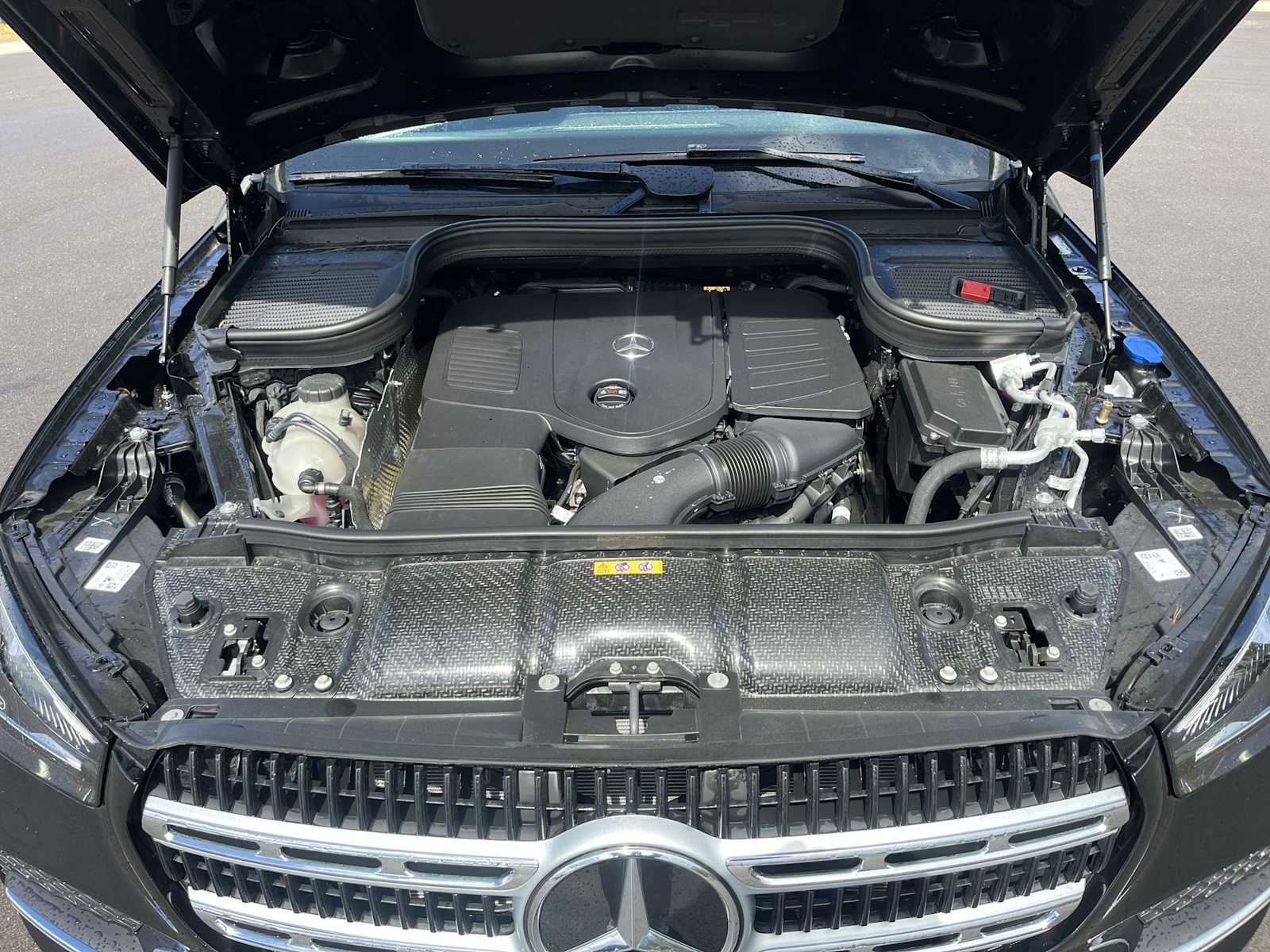 Thumbnail: 2026 Mercedes-Benz GLE - 26