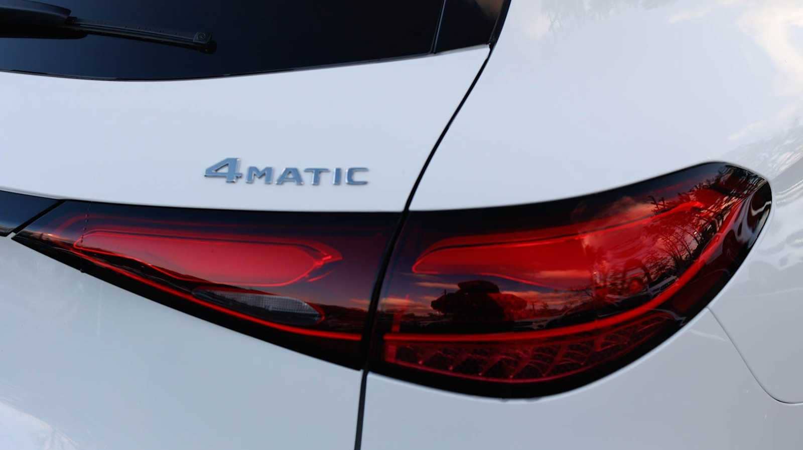 Thumbnail: 2026 Mercedes-Benz GLC - 10