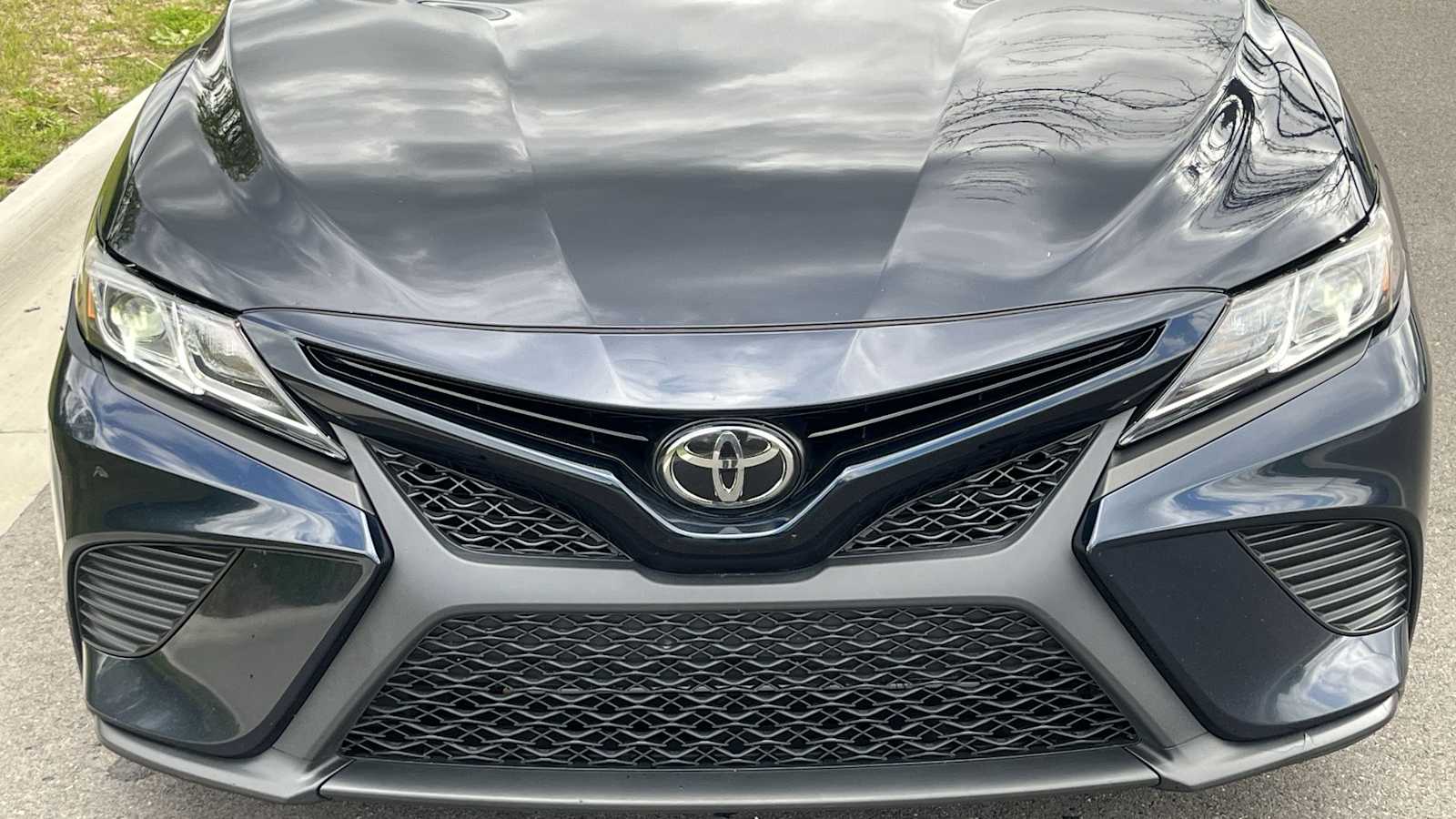 Thumbnail: 2020 Toyota Camry - 23