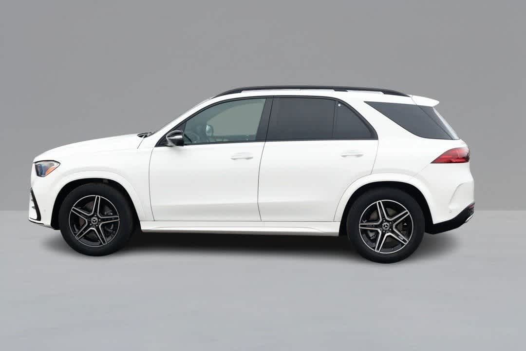 Thumbnail: 2026 Mercedes-Benz GLE - 8