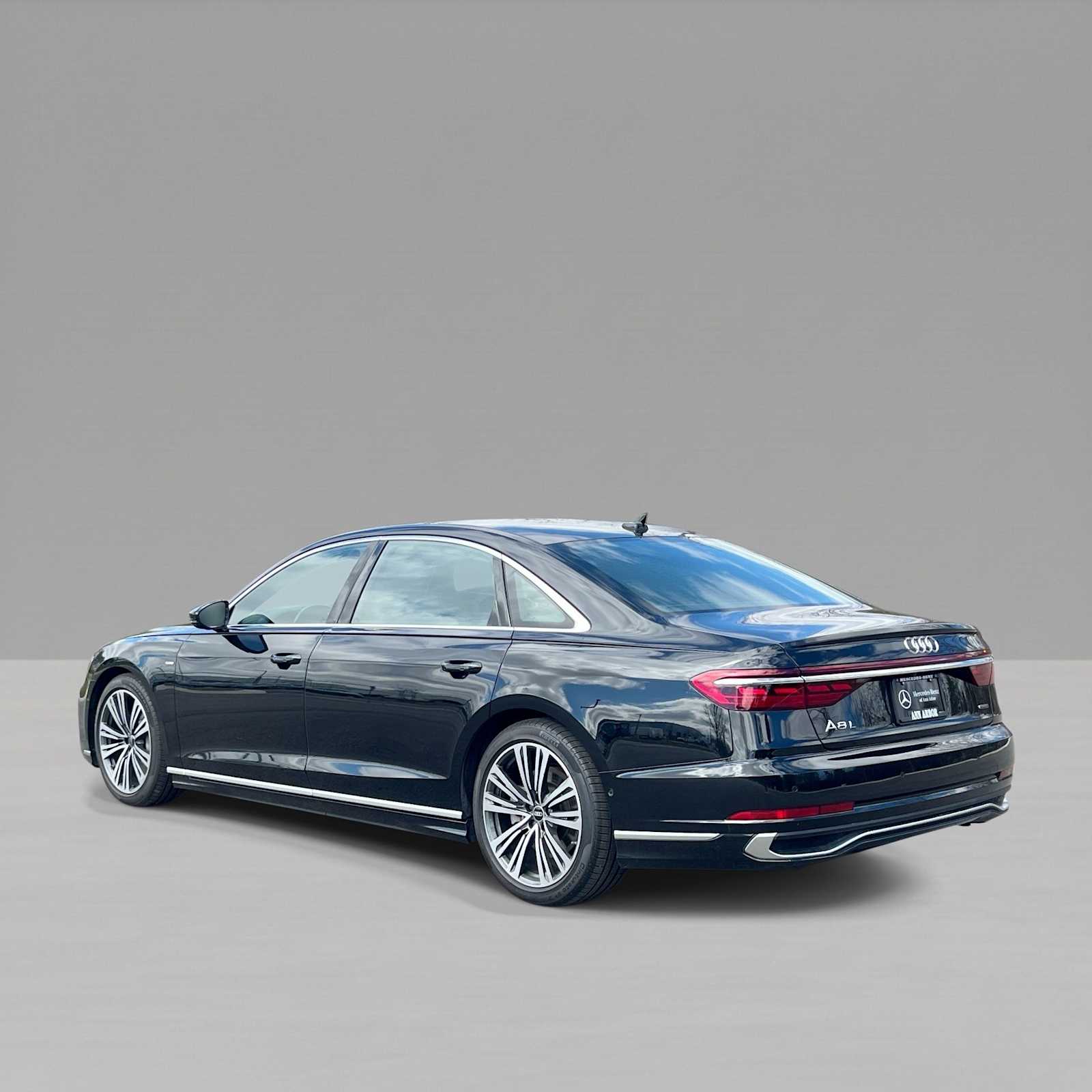 Thumbnail: 2023 Audi A8 - 3