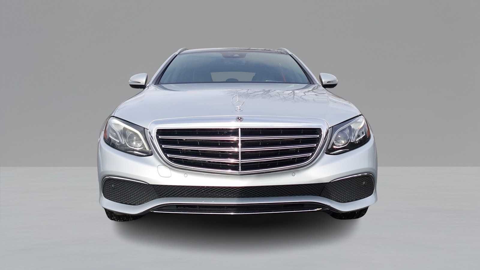 Thumbnail: 2017 Mercedes-Benz E-Class - 2