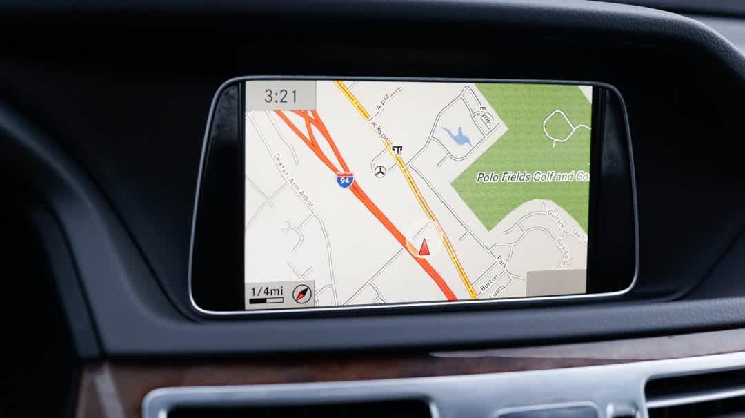 Thumbnail: 2014 Mercedes-Benz E-Class - 26