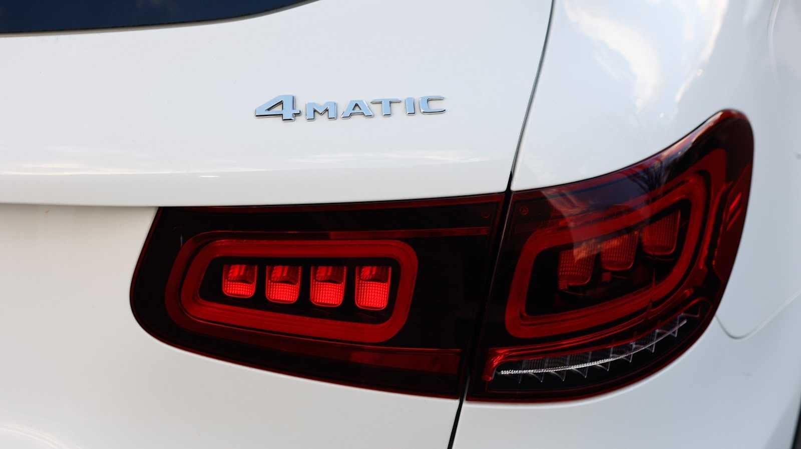 Thumbnail: 2022 Mercedes-Benz GLC - 11