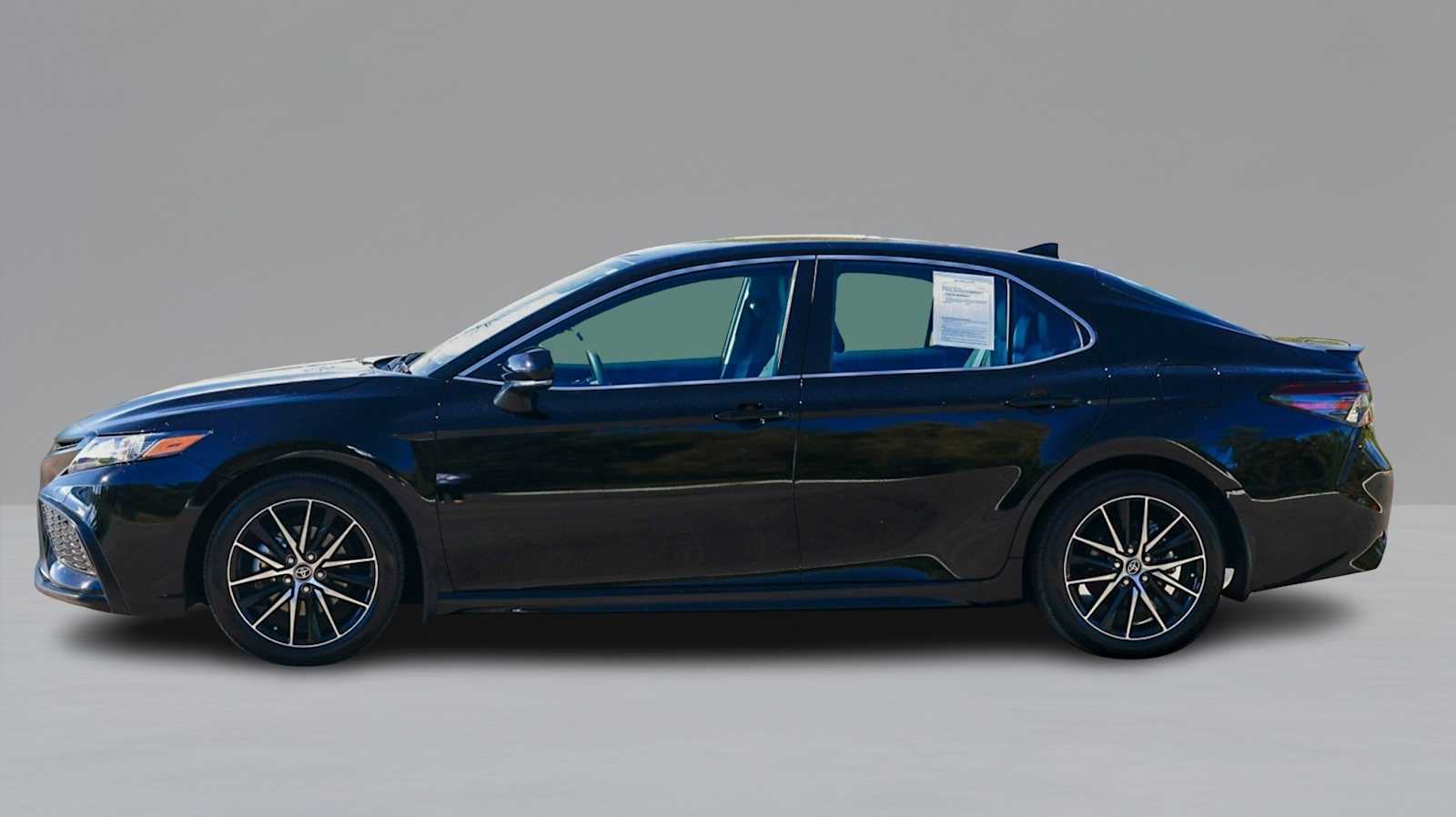 Thumbnail: 2023 Toyota Camry - 8