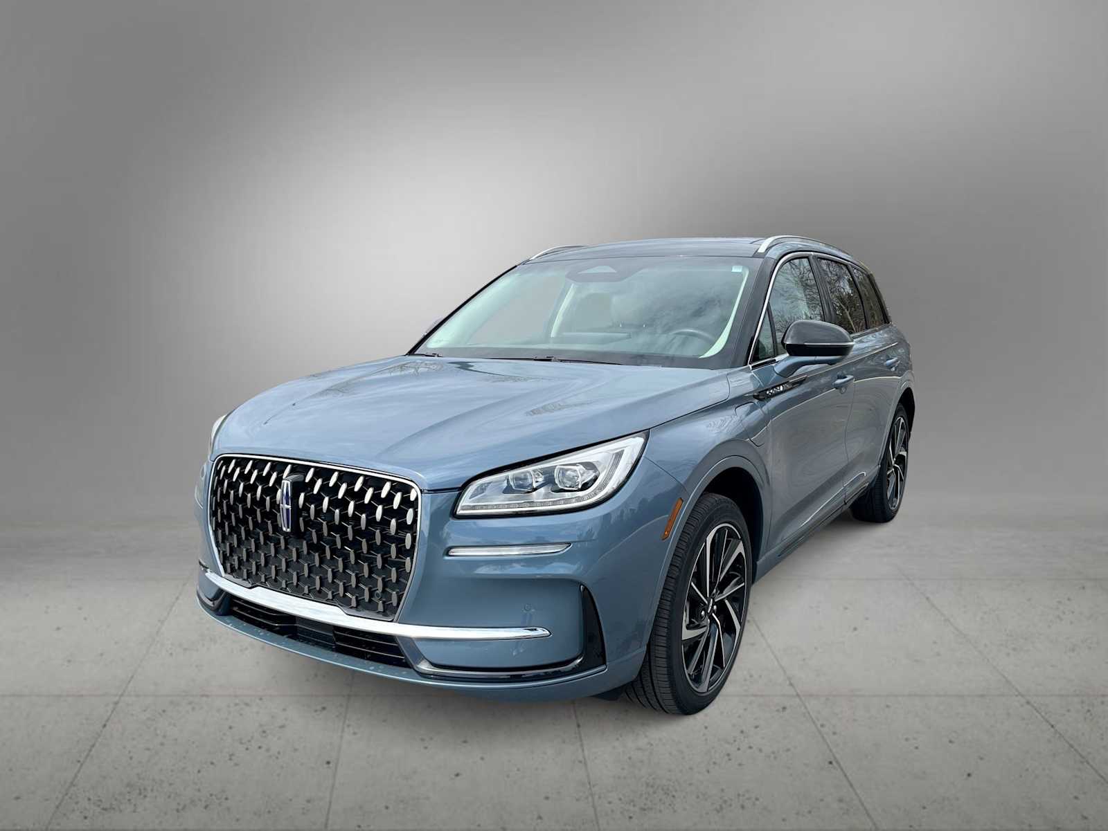 Thumbnail: 2024 Lincoln Corsair - 2