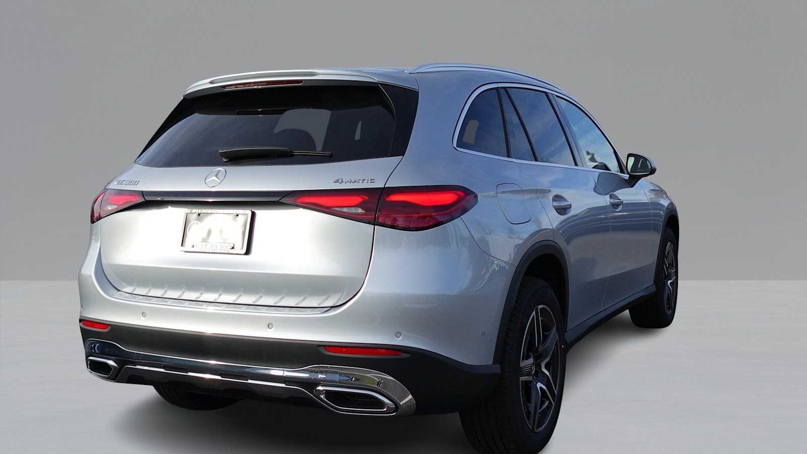 Thumbnail: 2026 Mercedes-Benz GLC - 5
