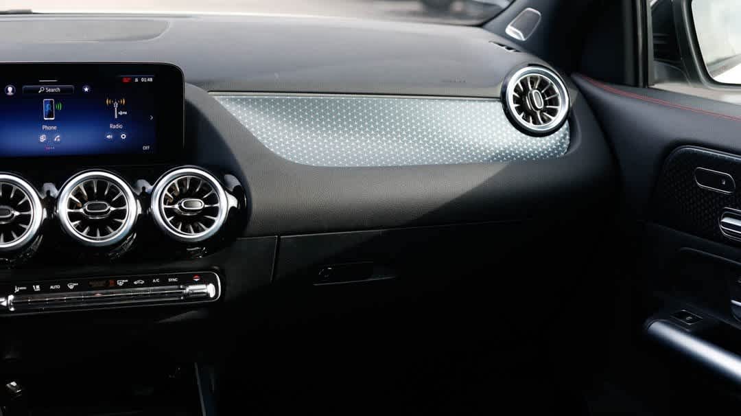 Thumbnail: 2025 Mercedes-Benz GLA - 18