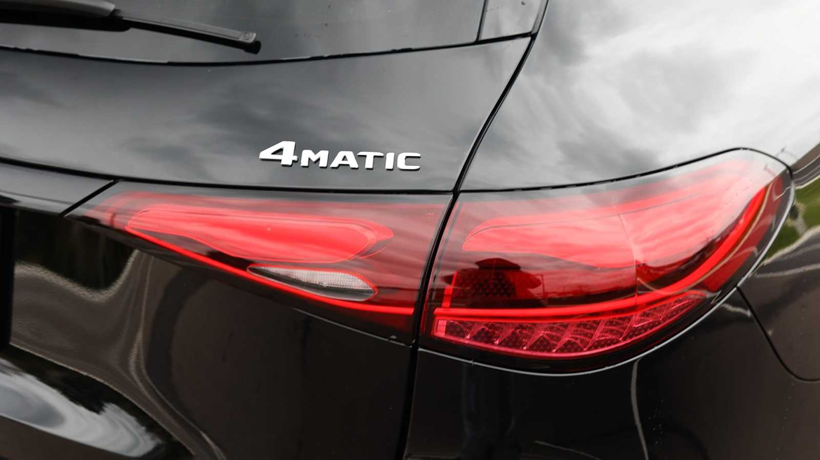 Thumbnail: 2026 Mercedes-Benz GLC - 12