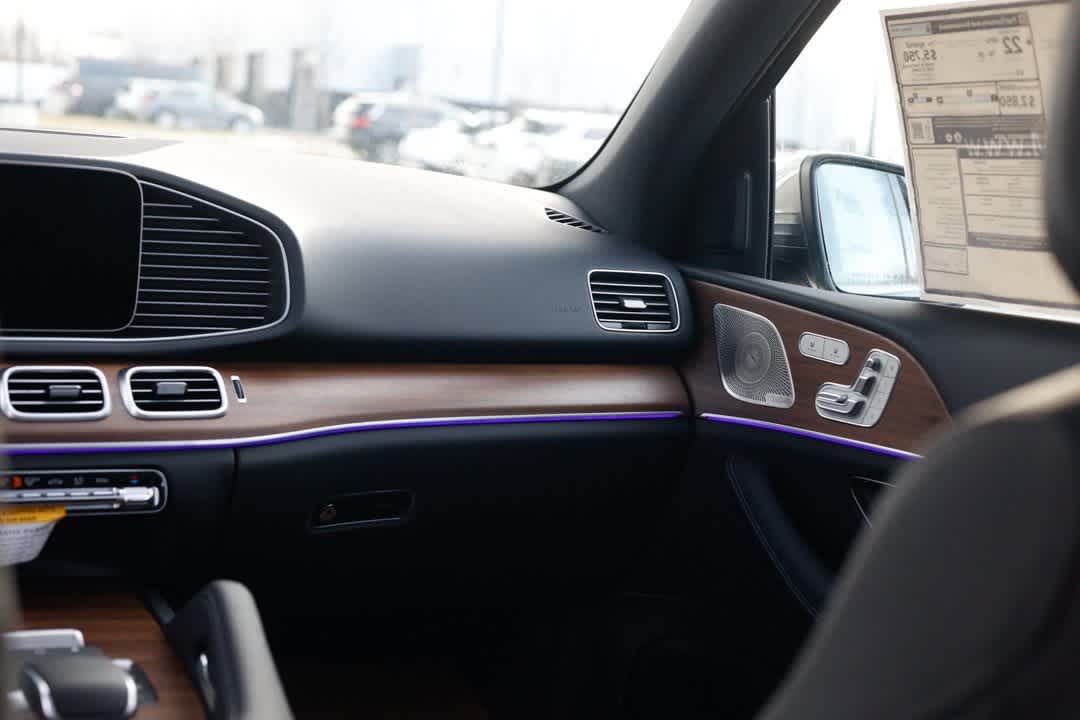 Thumbnail: 2026 Mercedes-Benz GLE - 15