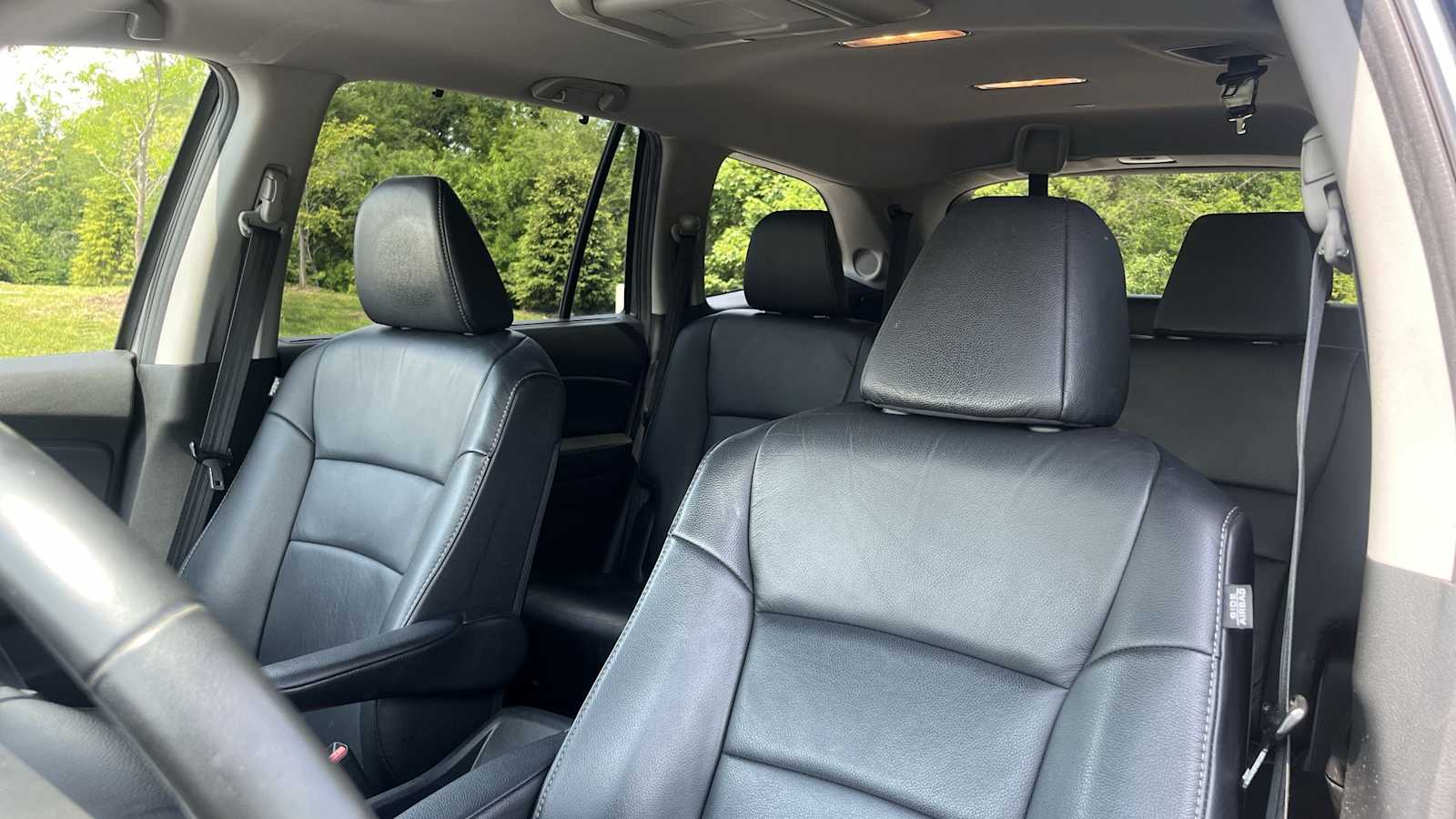 Thumbnail: 2017 Honda Pilot - 30