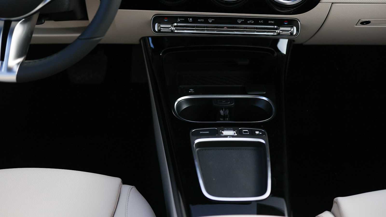 Thumbnail: 2025 Mercedes-Benz CLA - 32