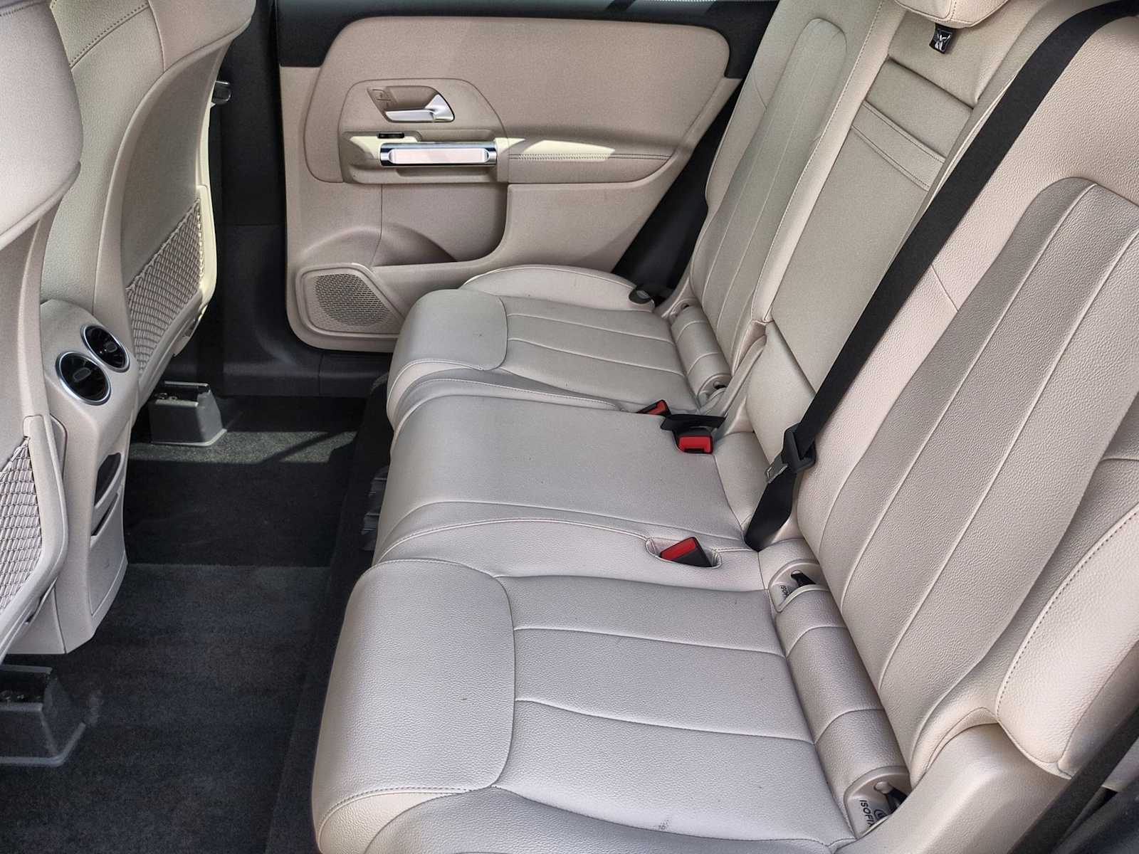 Thumbnail: 2025 Mercedes-Benz GLB - 20