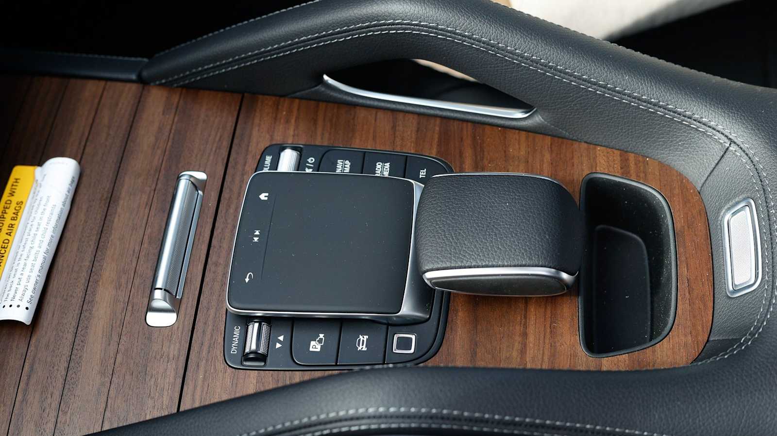 Thumbnail: 2026 Mercedes-Benz GLE - 22