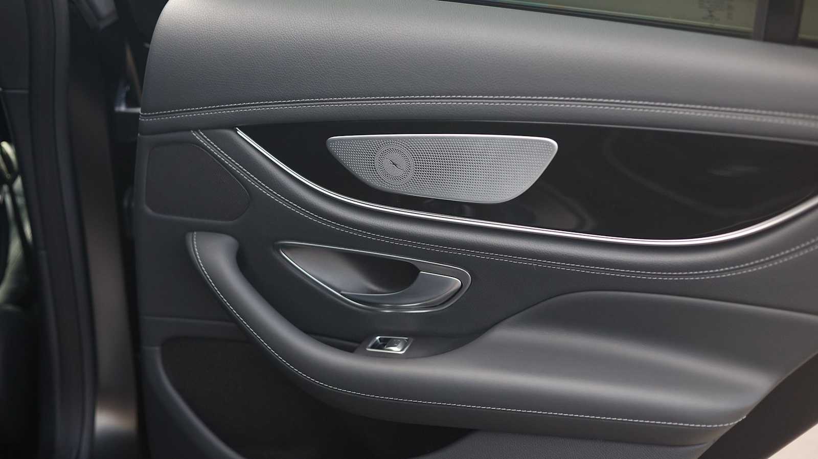 Thumbnail: 2023 Mercedes-Benz AMG GT - 40