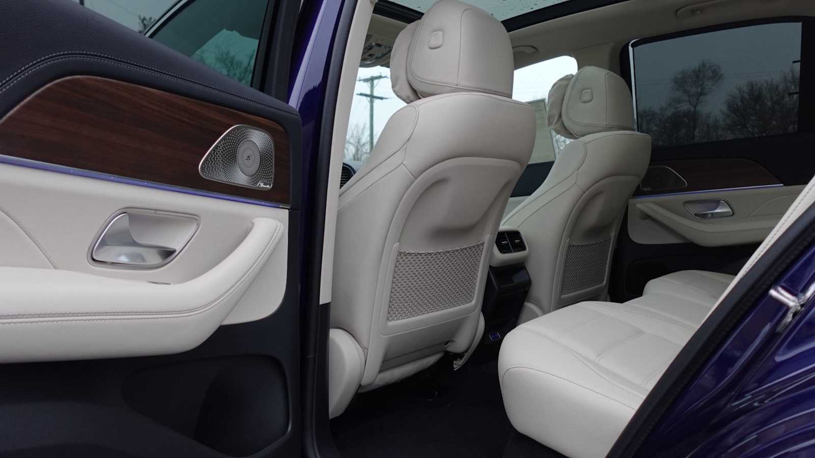 Thumbnail: 2026 Mercedes-Benz GLE - 49