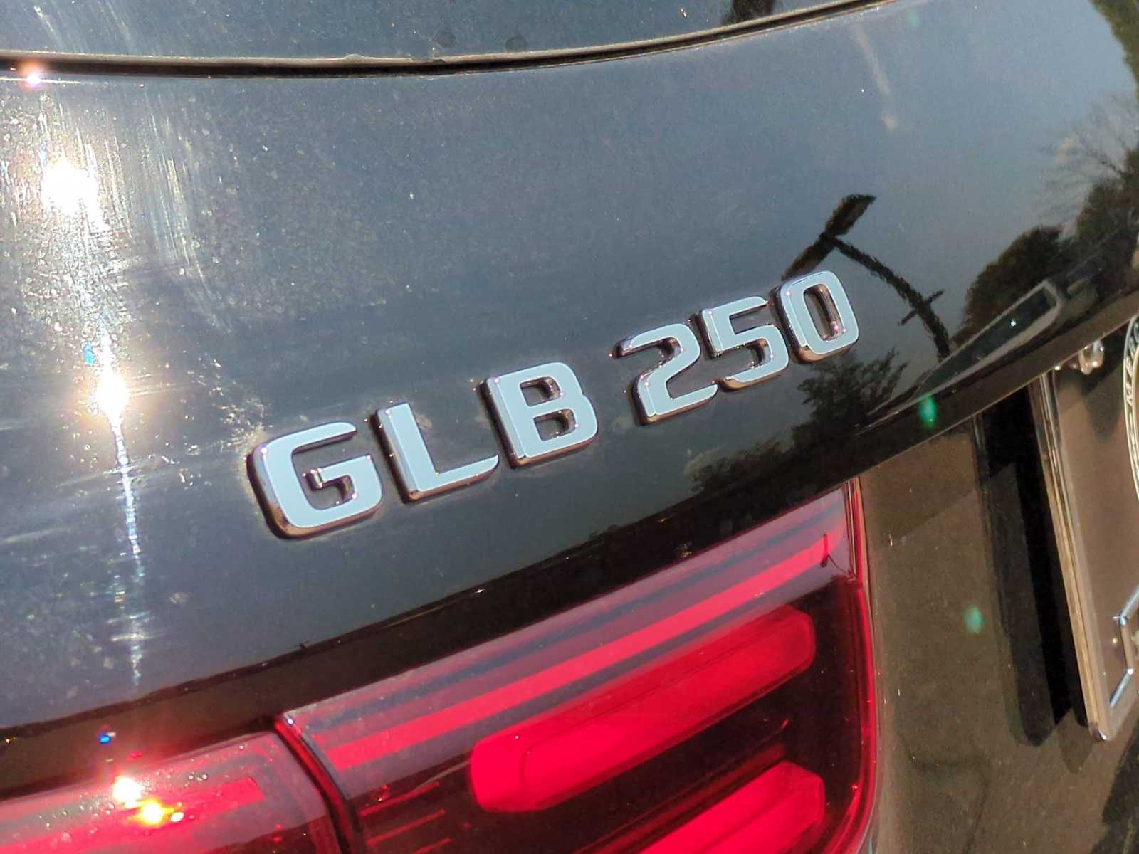Thumbnail: 2025 Mercedes-Benz GLB - 13