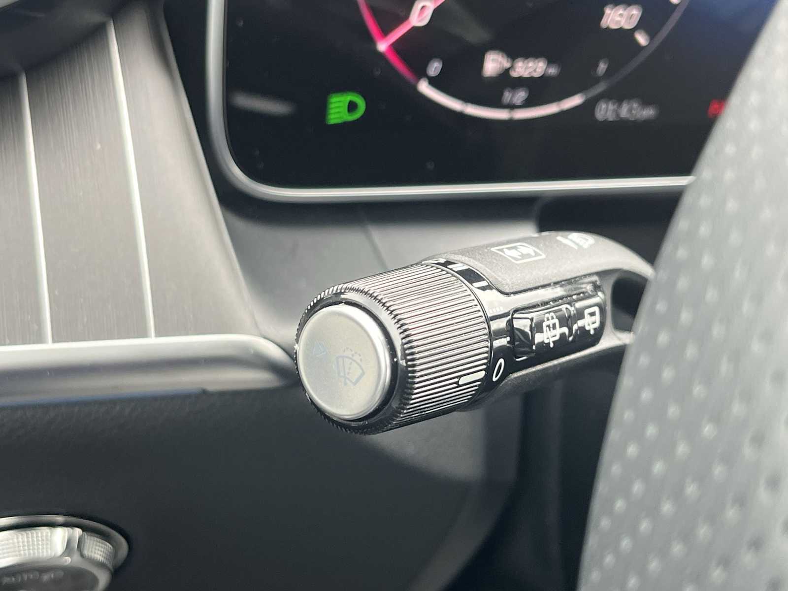 Thumbnail: 2026 Mercedes-Benz GLC - 33