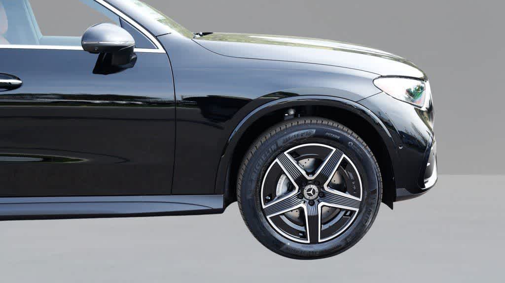 Thumbnail: 2026 Mercedes-Benz GLC - 12