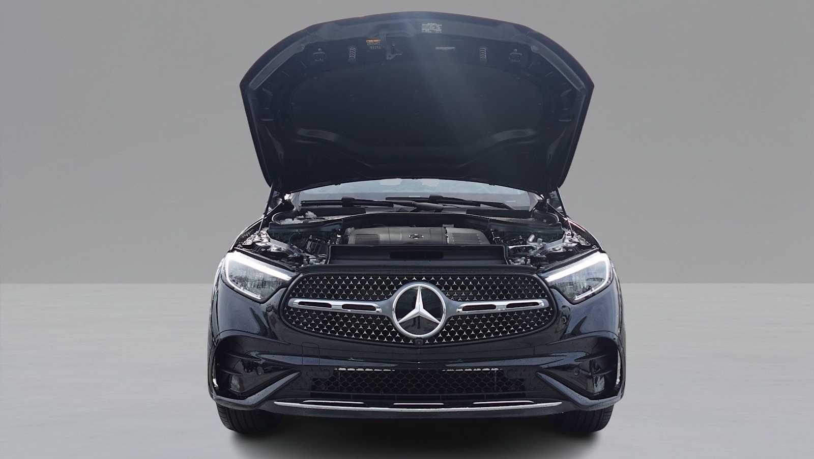 Thumbnail: 2026 Mercedes-Benz GLC - 9