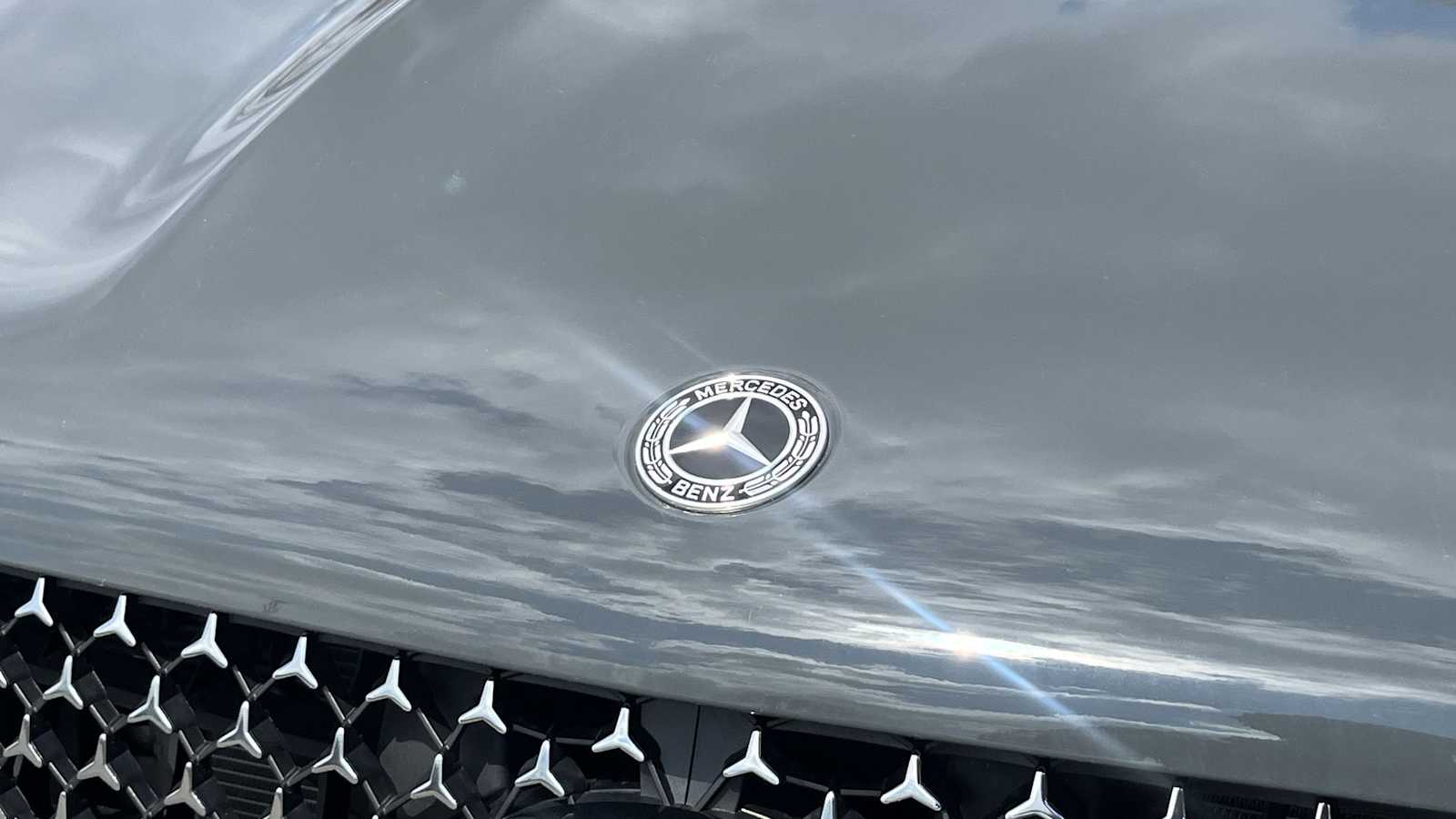 Thumbnail: 2026 Mercedes-Benz GLE - 24